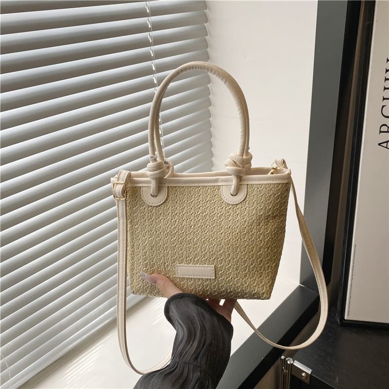 Handheld Crossbody Bag Autumn Vacation Beach Style Straw Woven Bag 2026 New Trendy Rope Knot Basket Bag Woven Bag