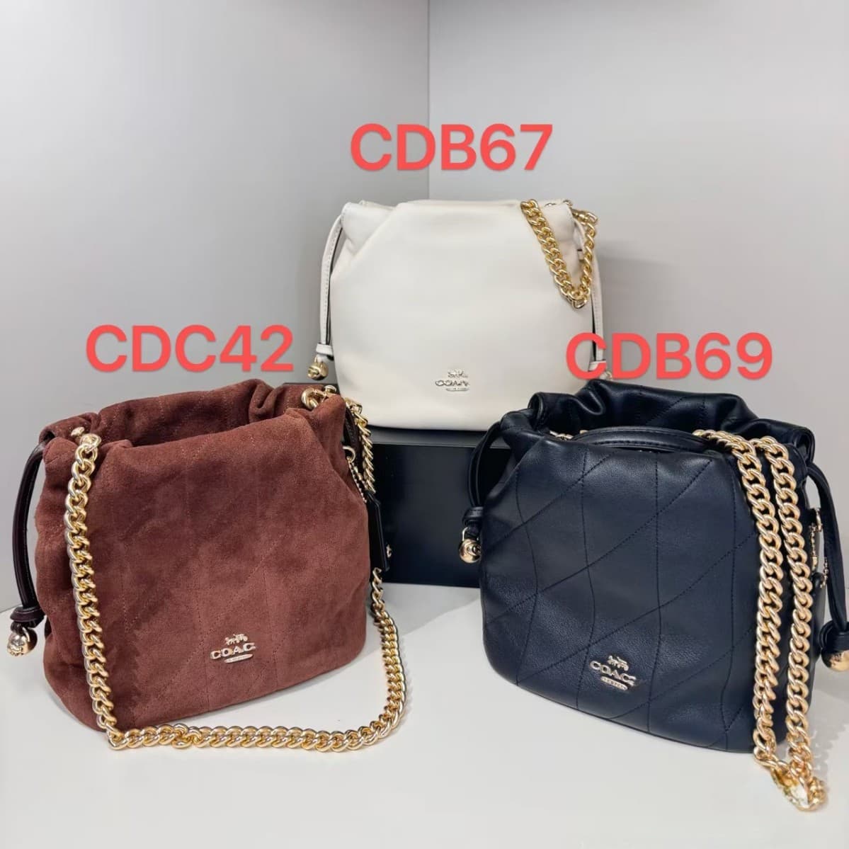 2025 Coach New Women's Bag Faye Bucket Bag Fashion Diamond Stitch Shoulder Bag Versatile Chain Crossbody Handbag Women's Bag