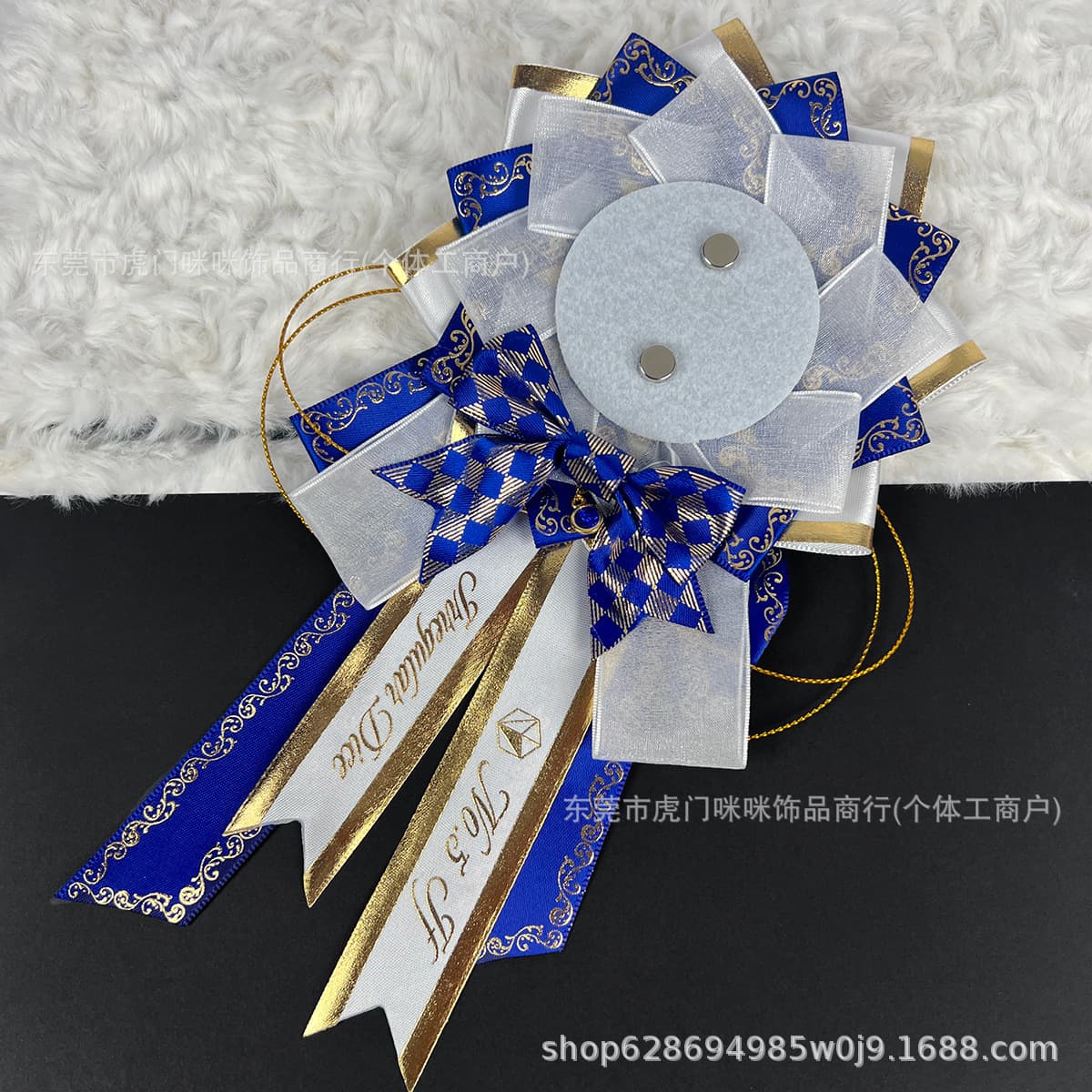 Two-dimensional bar support diy handmade original God decoration display bottom support Valley pain bag badge support Hatsune Miku