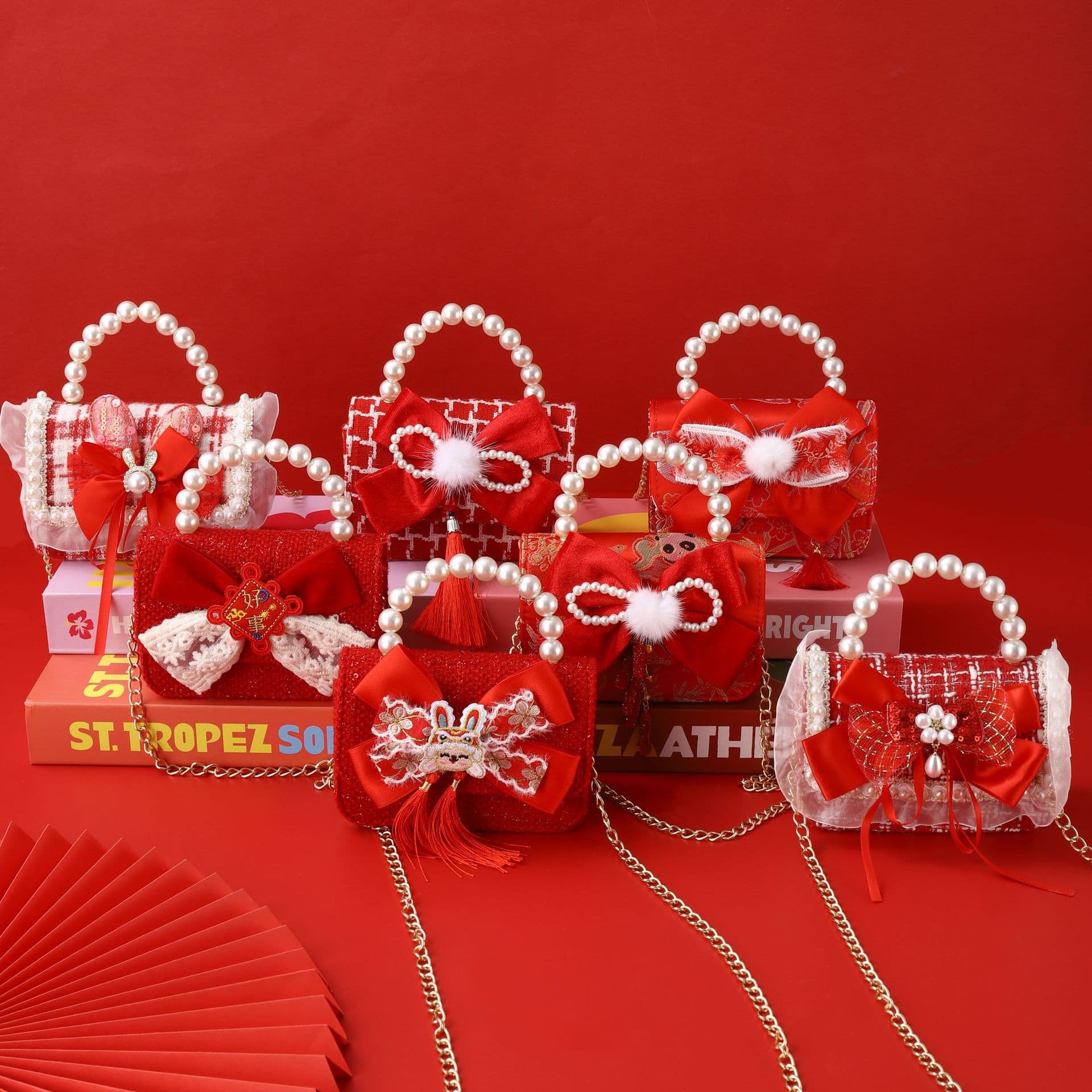 Wholesale New Year Red Small Bag Fashion Girl Princess Pearl Handbag Crossbody Red New Year Fashion Scented Bag
