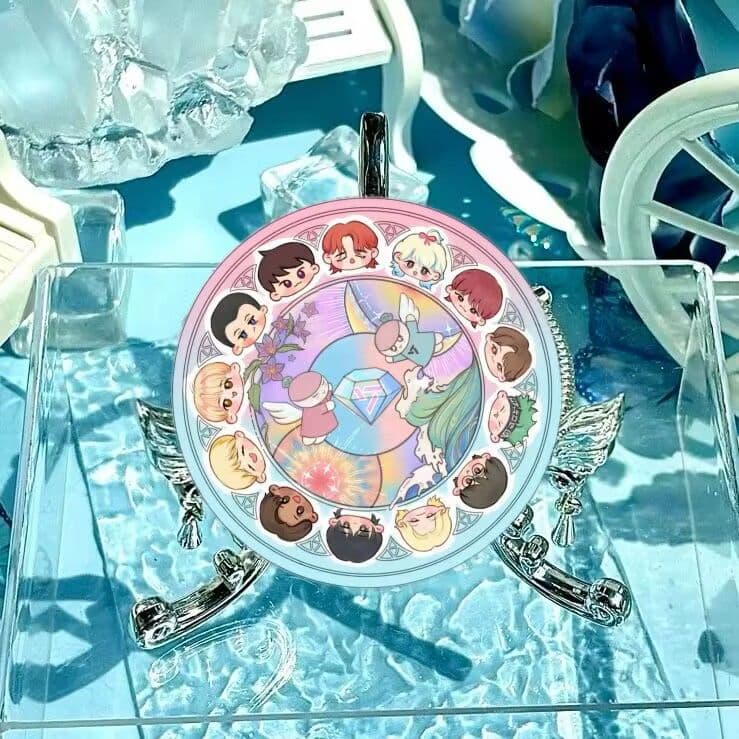Seventeen members' mascot badges, including those featuring Choi Seungcheol, Moon Junhui, Seo Myungho, and Kim Mingyu.