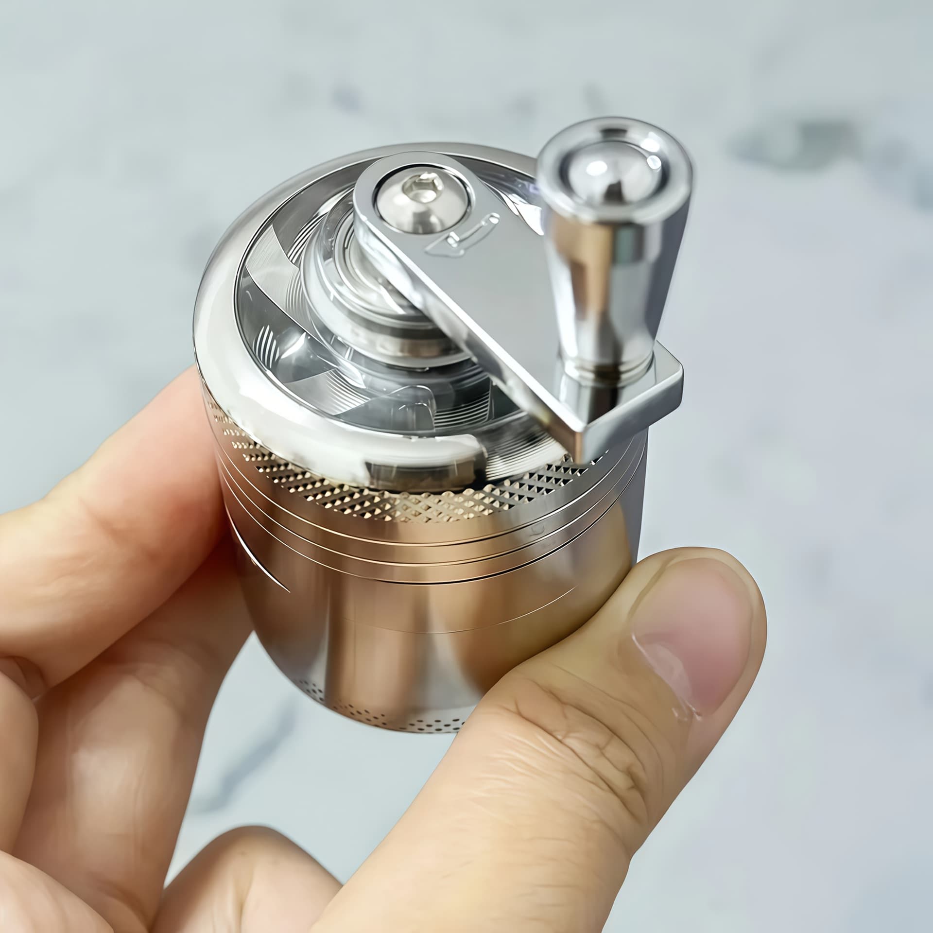 Cross-border Bestseller 40mm Hand-Crank Metal Smoke Grinder with Handle Grinder for Labeling