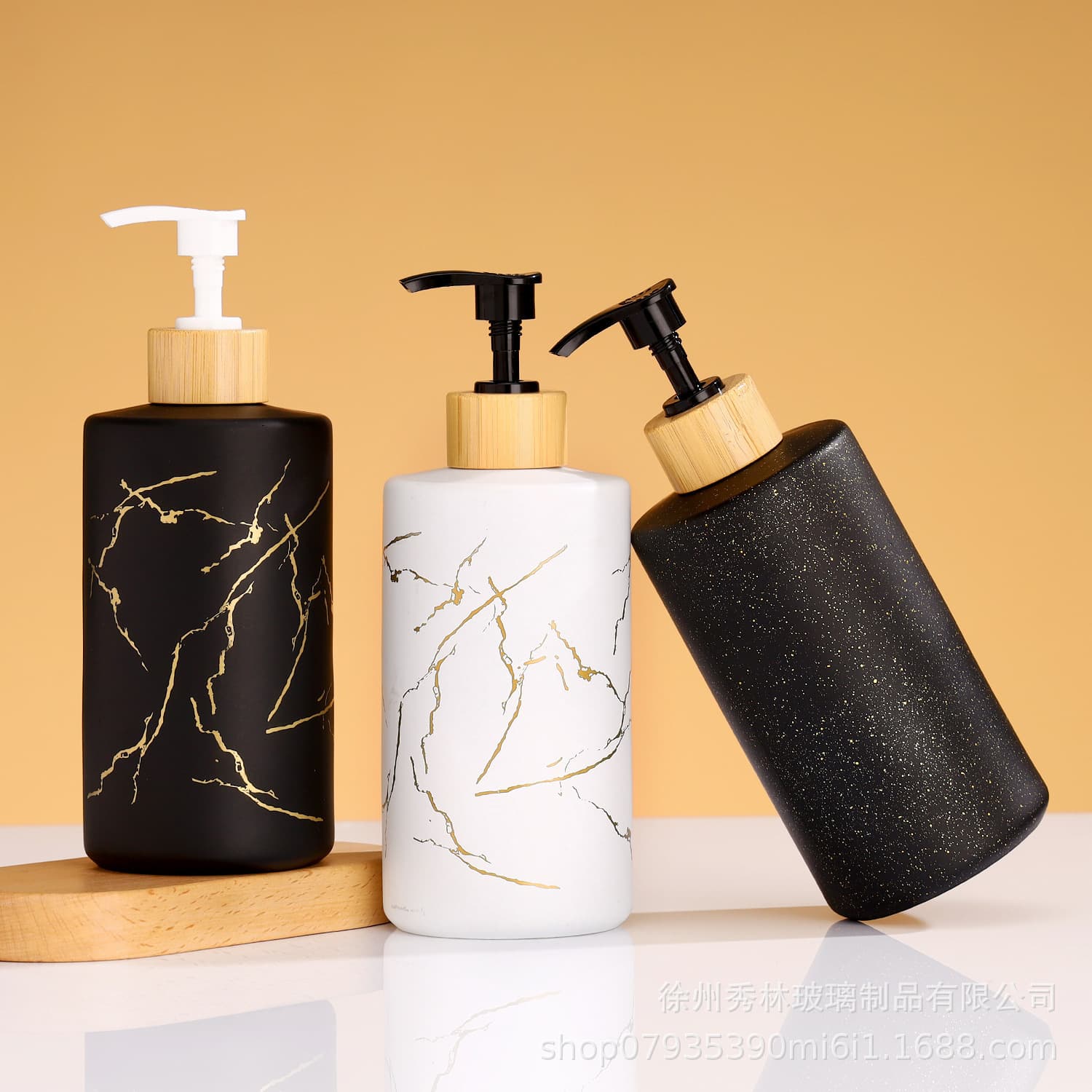 Glass Soap Dispenser with Pump Head, Premium Shampoo Bottle, High-Capacity Shower Gel Bottle, Large Refillable Dispenser for Body Wash and Lotion