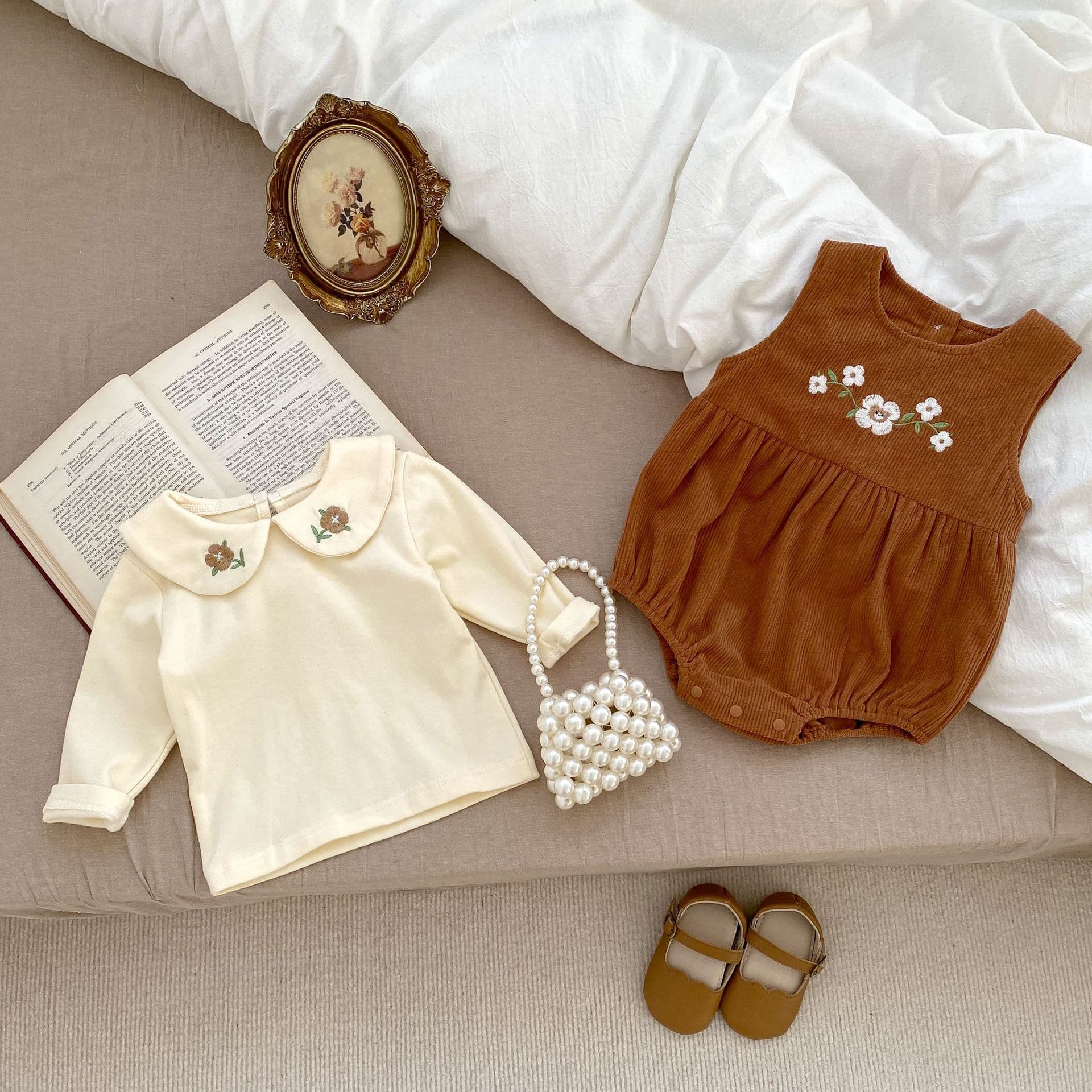 2024 Spring Stylish Baby Girl Strap Romper Embroidery Vest Romper Infant Corduroy Sweet Crawling Suit