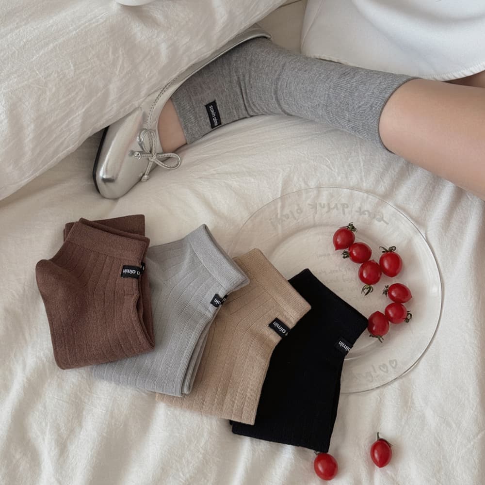 Suxinaimin black sock sleeves, spring and summer thin lace ribbed slimming stack socks, women's ins half sole mid-calf socks.