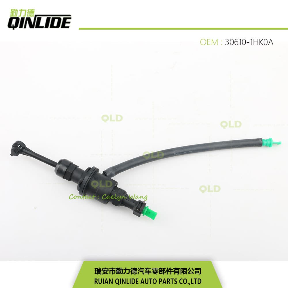 Nissan Sunny clutch master cylinder, clutch pump 30610-3VF0B, 30610-1HK0A brake pump