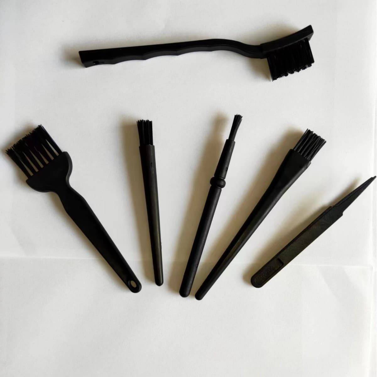 6-in-1 anti-static brush set wholesale, portable cleaning keyboard brush kit
