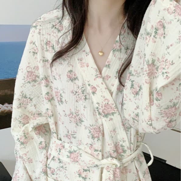 Korean ins women's spring and autumn long-sleeved Korean version new flower double-layer gauze loose nightgown pajamas bathrobe wholesale women