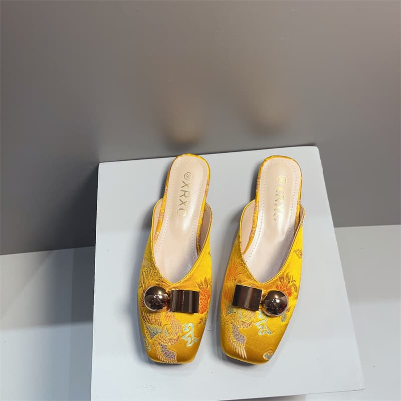 Chinese Style Embroidery Mules Summer New Plus Size Flat Sole Slip On Closed Toe Slides Women