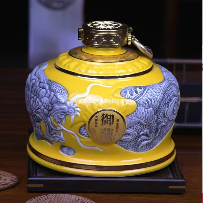 Jingdezhen Ceramic Liquor Bottle Creative Wine Jar, Manufacturer Direct, Strong Seal, Pure Handmade 5 Jin Hand-painted Liquor Bottle