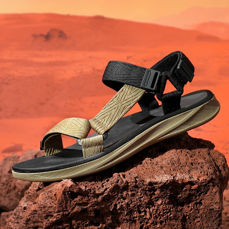 2024 New Summer Men's Beach Shoes EVA Soft Sole Outdoor Cross-Border Trade Vietnam Sandals Woven Upper Adults
