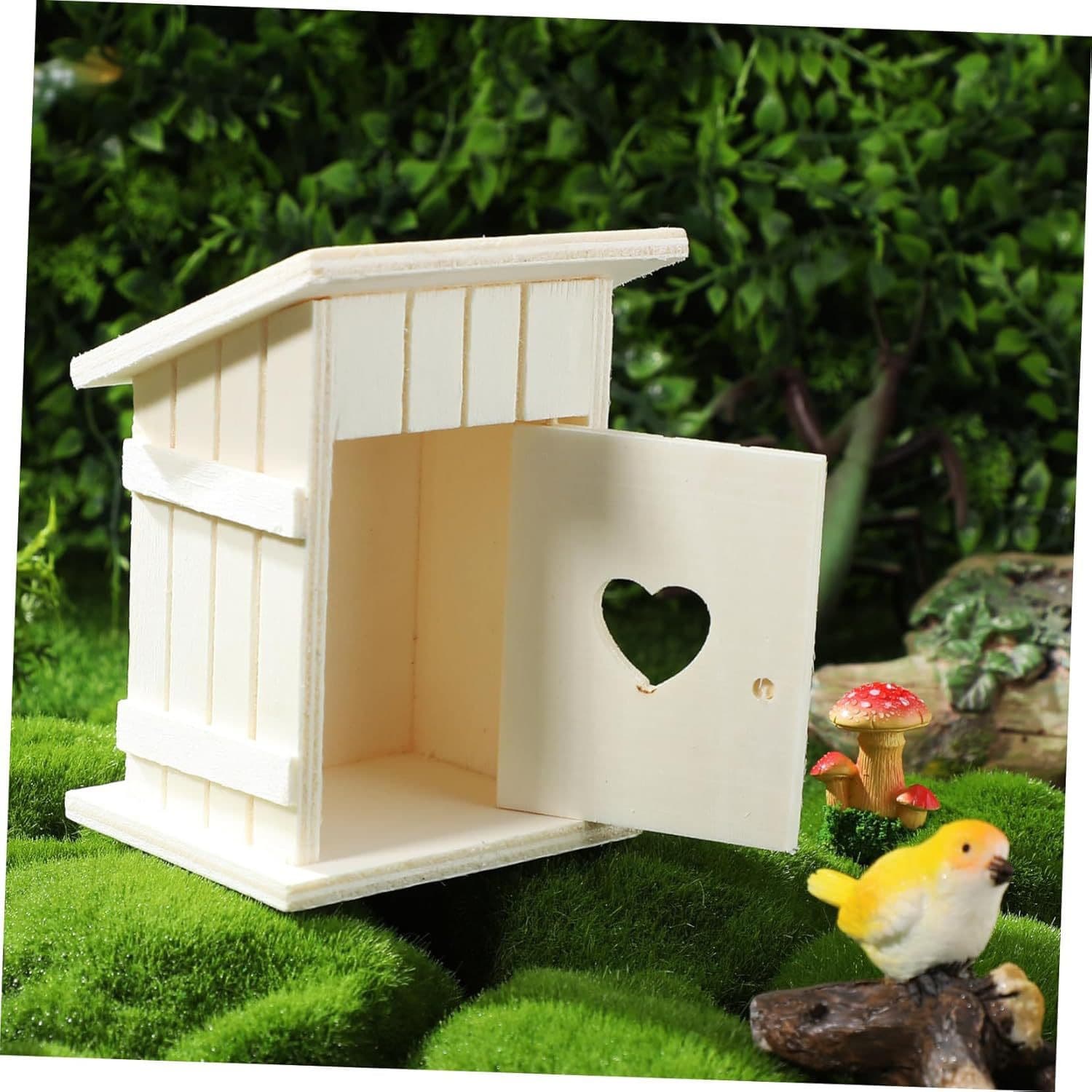 Wooden Bird Nest House Outdoor Decorative Birdhouse Paintable Parrot Nesting Box Outdoor Hanging Bird Shelter