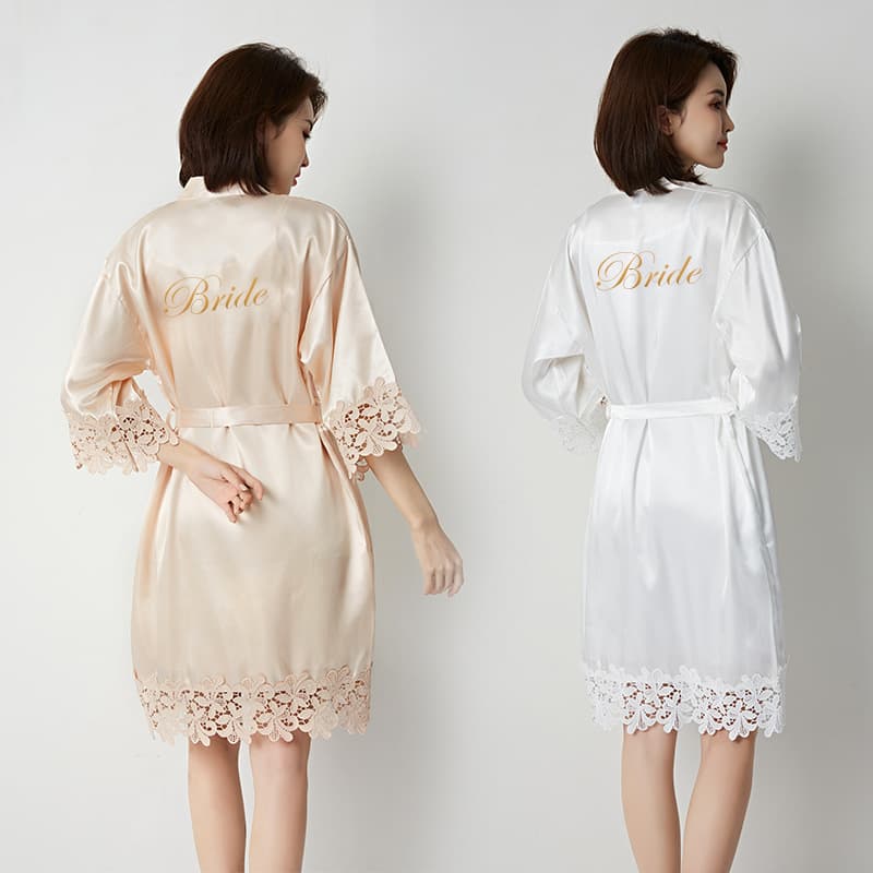 Women's Lace Robe Wedding Makeup Bridal Party Kimono Style Artificial Silk Cardigan Bridal Lingerie/Robe/Bathrobe