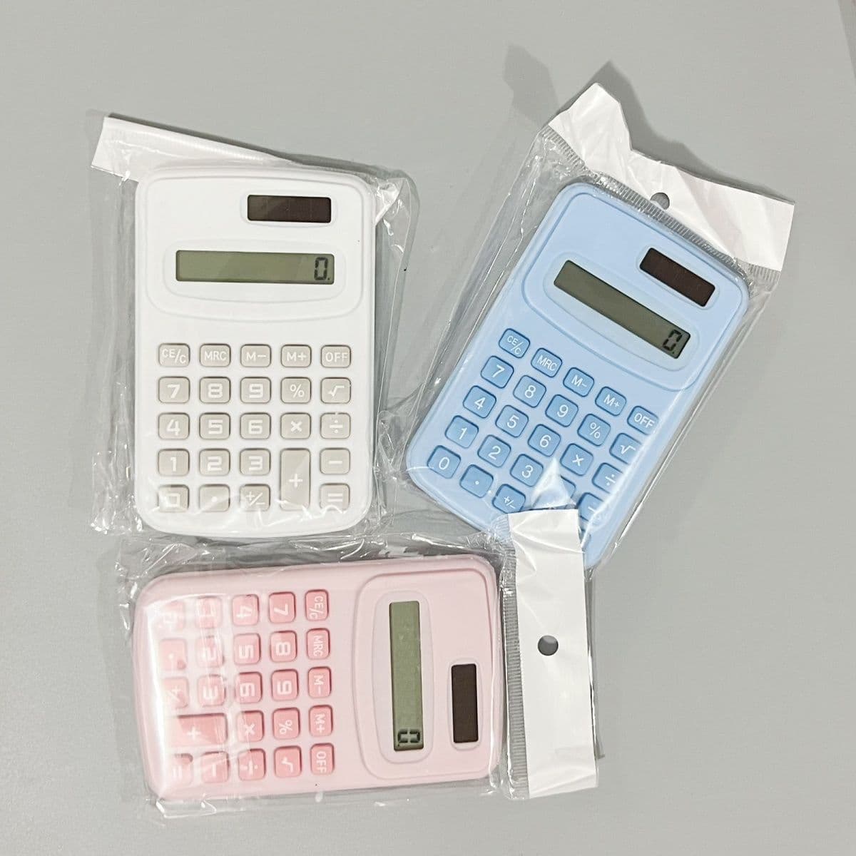 Simple mini calculator, student stationery and office special high-looking calculator, small portable computer