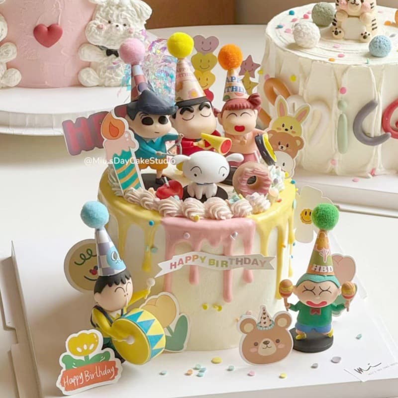 ins internet celebrity crayon shin-chan cake decoration ornaments children cartoon birthday cake decoration baking supplies plug-in