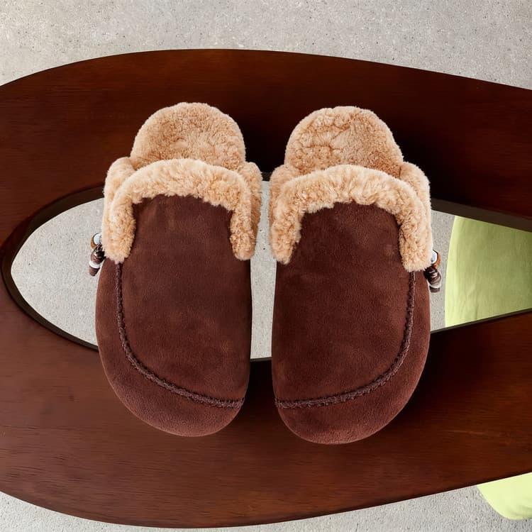 Women's Furry Slippers for Autumn and Winter - New Style Flat-Soled Fashionable Holiday Slippers for Outdoor Wear