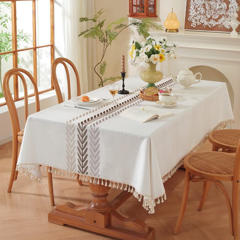 Amazon Cross-Border Embroidered Checkered Floral Tassel Tablecloth, Rectangular Coffee Table Cloth, Dining Tablecloth Manufacturer Embroidery