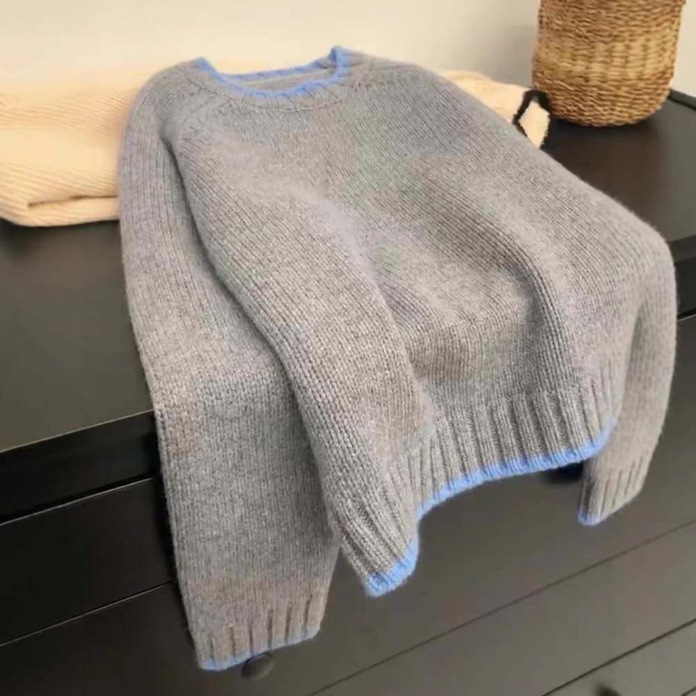 European Thickened Wool Sweater for Women, Autumn/Winter Loose Soft Color-Block Round Neck Short Knit Base Layer, Warm Thermal Sweater