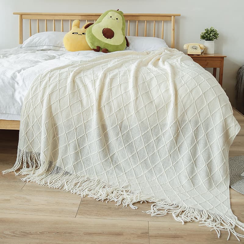 Custom Modern Minimalist Diamond Pattern Solid Knit Sofa Blanket, Direct Factory Supply for B&B and Car Air Conditioning Blankets