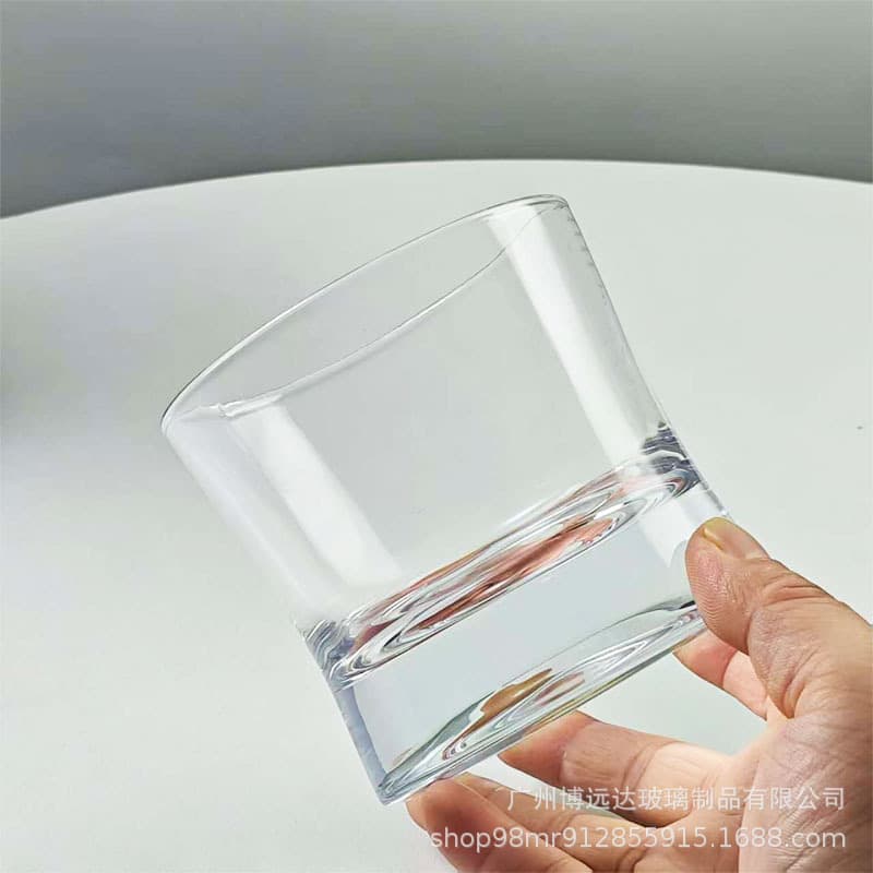 Simple, light and luxurious thick-bottomed whiskey cup, waisted ice hockey cup, classical beer cup, spirit cup, cocktail cup, foreign wine cup