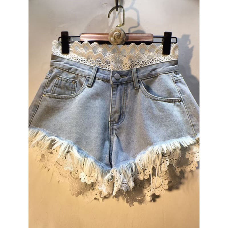 European station 2026 summer new style spliced crochet lace high waist slim raw edge denim shorts hot pants for women