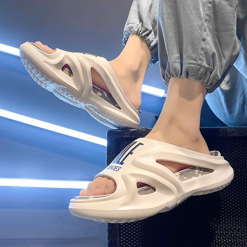2024 men's summer new style thick-soled couple's home cross-border beach slippers men's slippers slippers