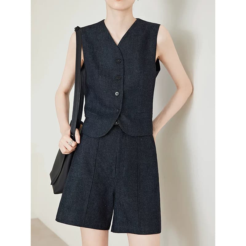 Spot manufacturer wholesale denim vest women's new original color denim shorts sleeveless vest vest shorts suit
