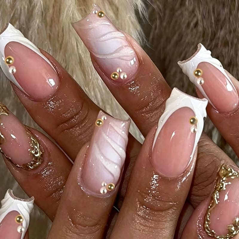 Cross-border European and American middle water pipe nails white French 3D carved nails with diamonds 24 pieces of manicure nails fake nails wholesale