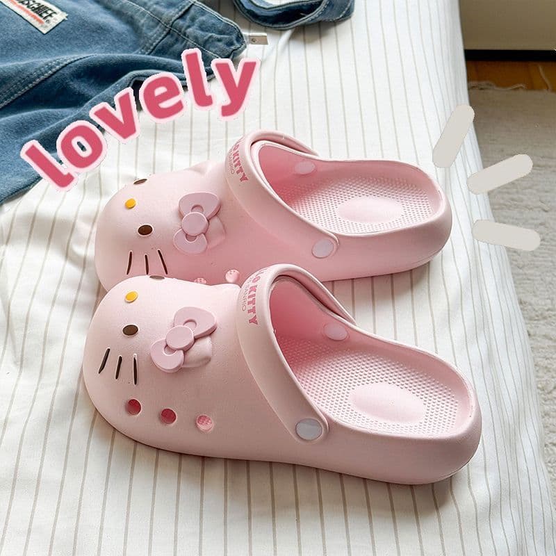 Hello Kitty Clog Sandals for Women Summer New Style Cute Cat Thick Sole Anti-Slip Outdoor Closed-Toe Slippers