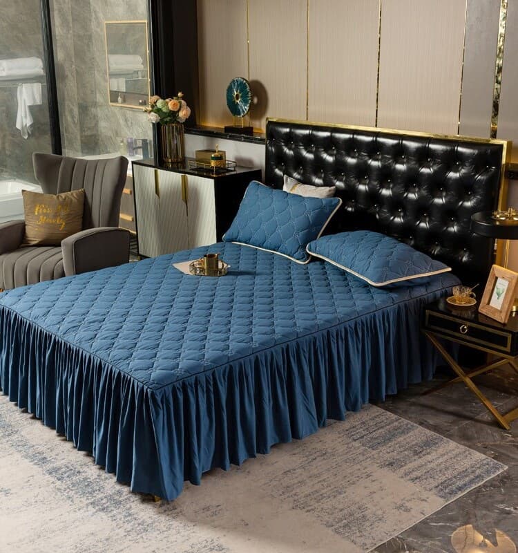 Thickened quilted bed skirt and bed cover single piece 1.5/1.8m bed three-piece set lace bed sheet anti-slip sheet protection F^