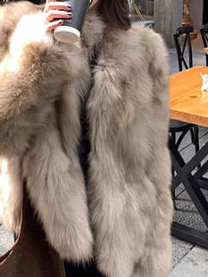 2025 New Winter Coat Style Fox Fur Fur Coat Rich Girl Early Spring Fluffy Stand Collar Women's Jacket
