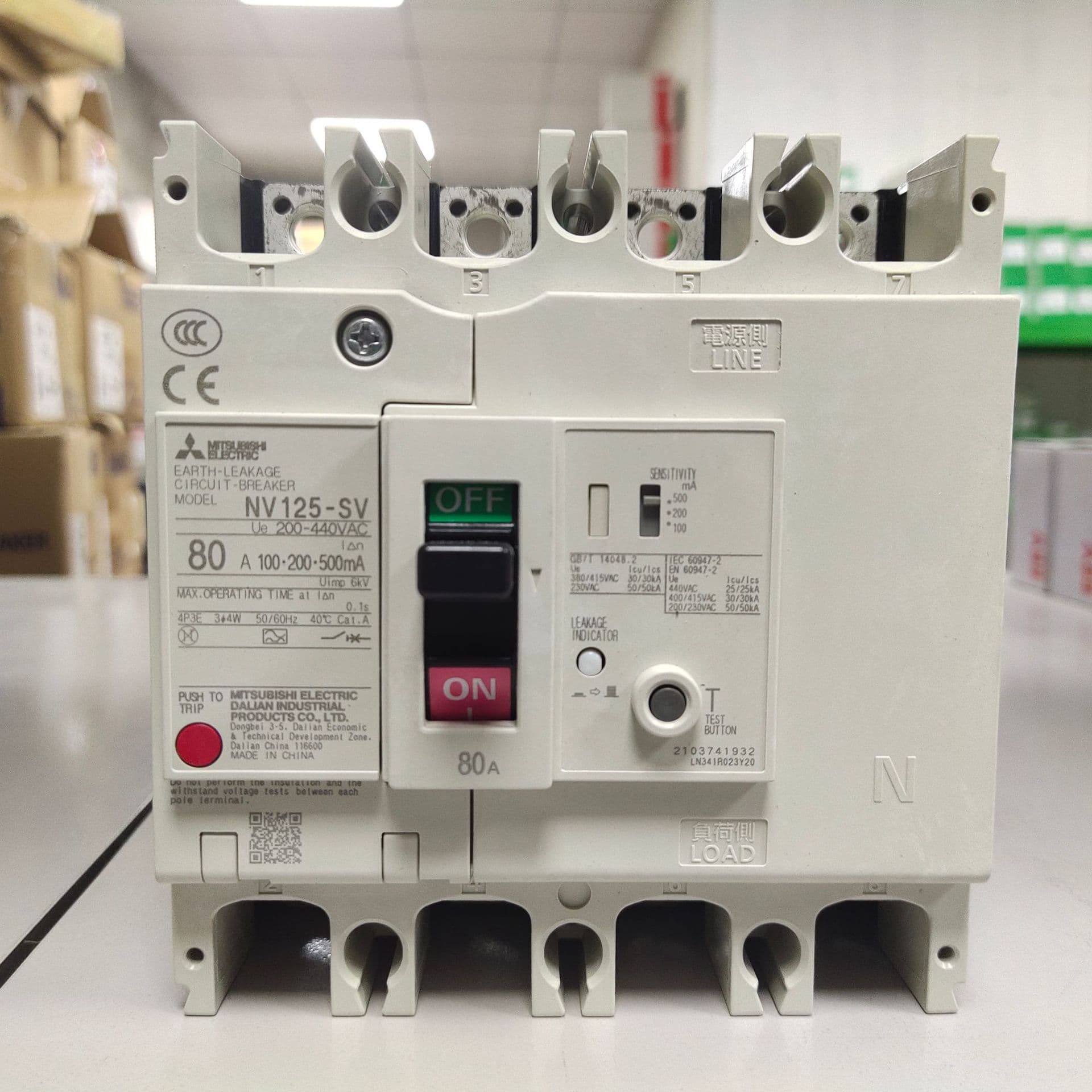 Mitsubishi Leakage Circuit Breaker In Stock NV125-CV 3P 80A 100-440V 1.2.500MA CE