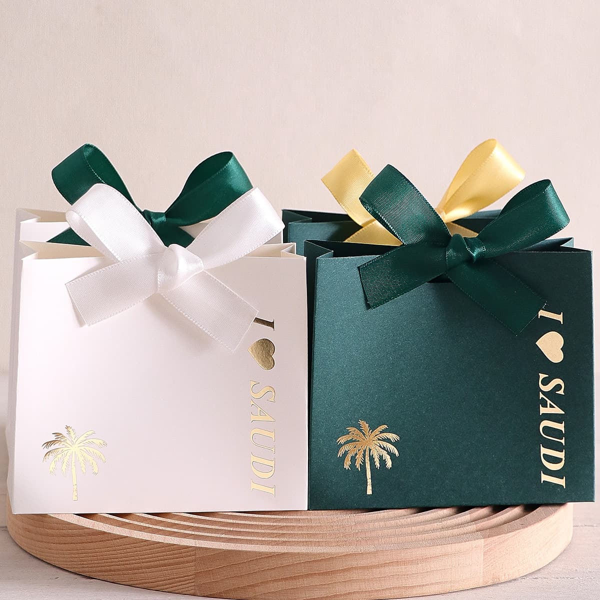 Cross-border special supply for Saudi National Day gift boxes, Middle East Saudi holiday bronzing candy boxes, palm tree boxes in stock