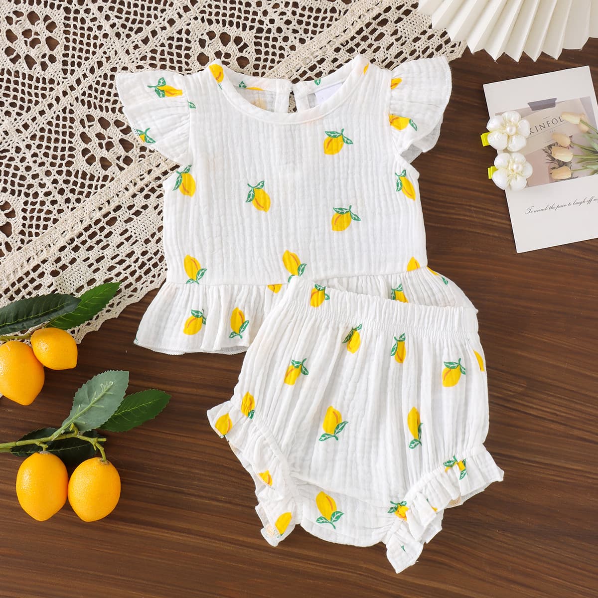 Kids clothing 2026 new cross-border European and American spring and autumn girls white flying sleeve top + shorts children's clothing