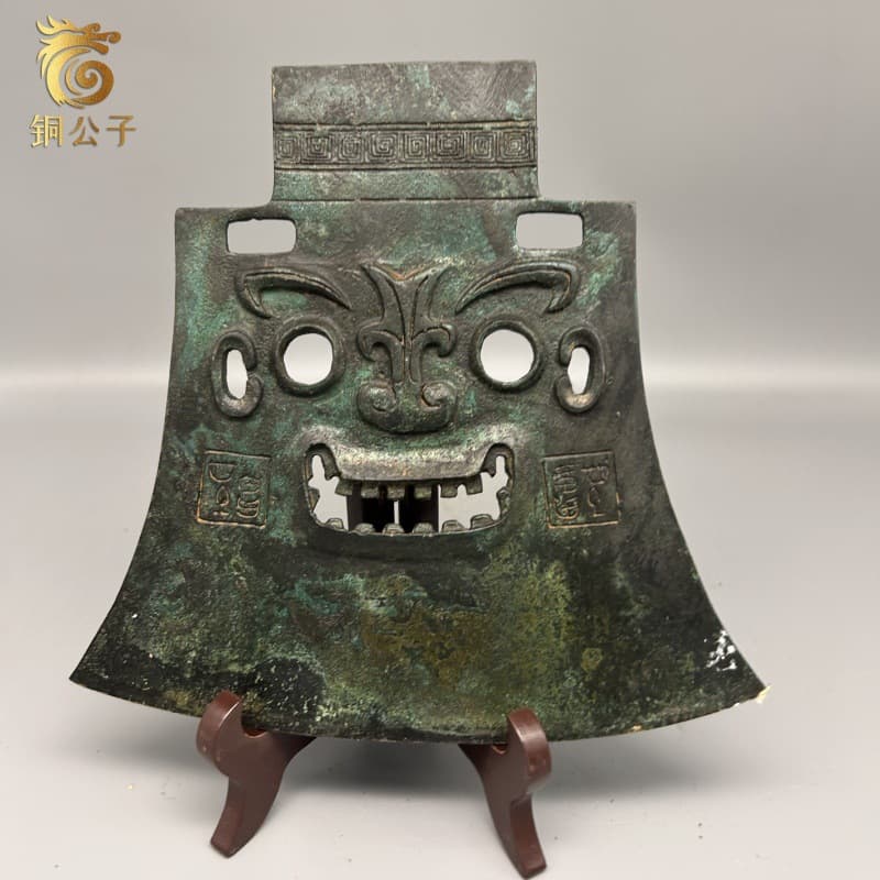 Shang Dynasty Yachou Yue, Antique Bronze Craft Ornament, Shang Dynasty Ceremonial Weapon, Shandong Characteristic Gift Souvenir