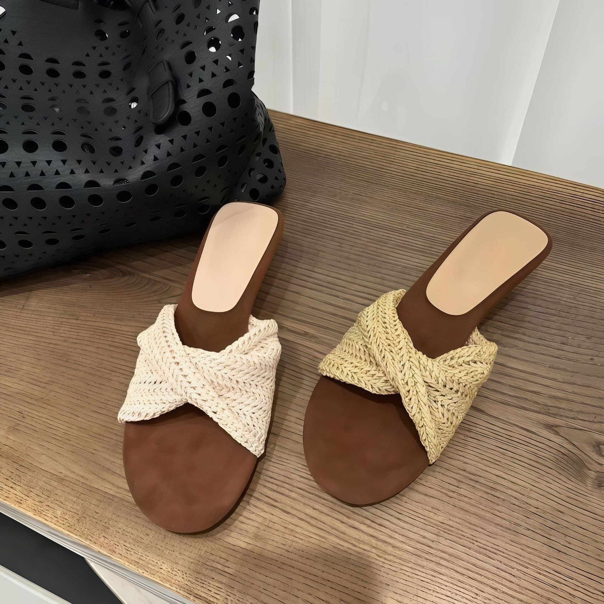 Chuyuji French Style Brown Wedge Hollow Sandals for Women Summer Outdoor Versatile Beautiful Woven Vacation One-Bar
