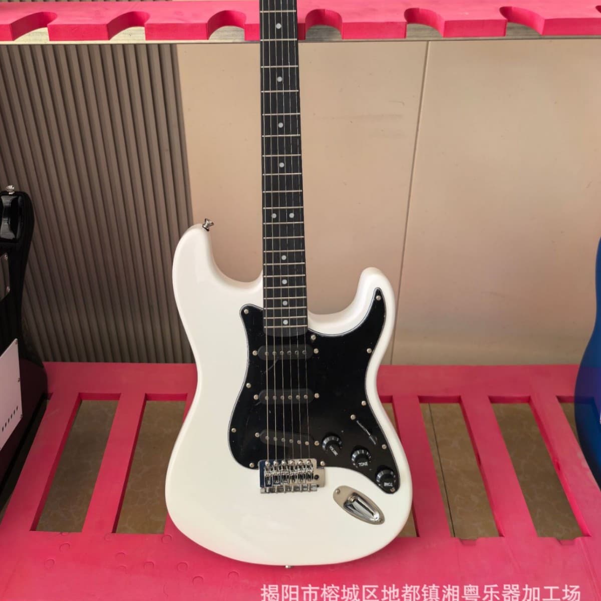 Unbranded All-Basswood Guitar Factory Wholesale 38-inch Folk Acoustic Guitar Beginner Practice Instrument for New Players