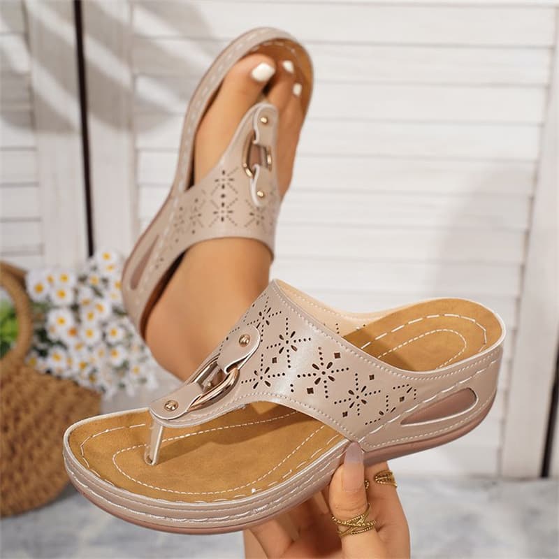Women's Wedge Flip-Flops Women Slippers Stitched Thick-Soled Flower Cut Out Thick-Soled Flip-Flops