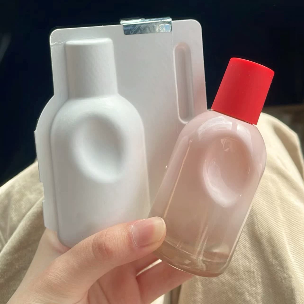 Trending Beauty Paper Pulp Box Eco-Friendly Sugarcane Pulp Cosmetic Makeup Remover Oil Molded Pulp Tray