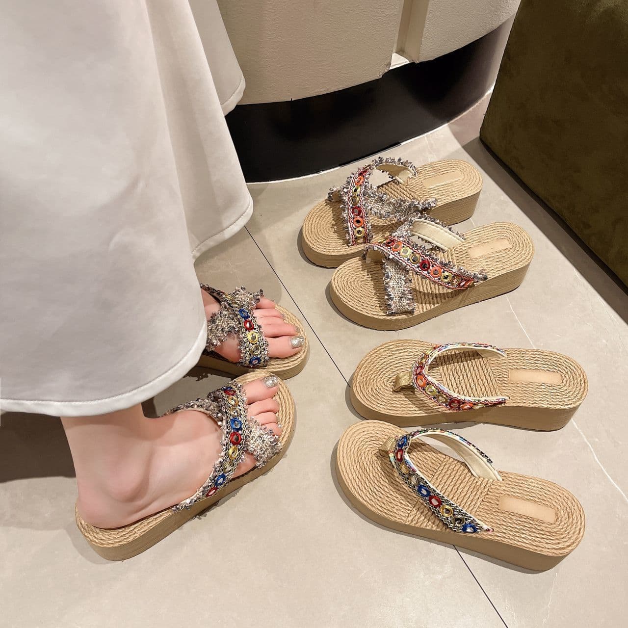 Thick Platform Wedge Princess Style High-Fashion Sandals for Dresses, Beach and Seaside Summer Slippers for Women 2025 Outdoor Wear
