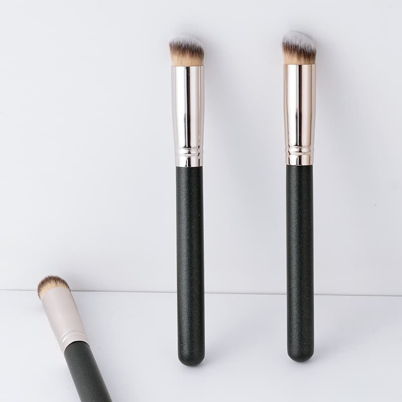 270 Round Head Concealer Brush, No Brush Marks, 170 Foundation Brush, Powder-Free, Soft Bristles, Beginner Makeup Brush for Covering Acne Marks