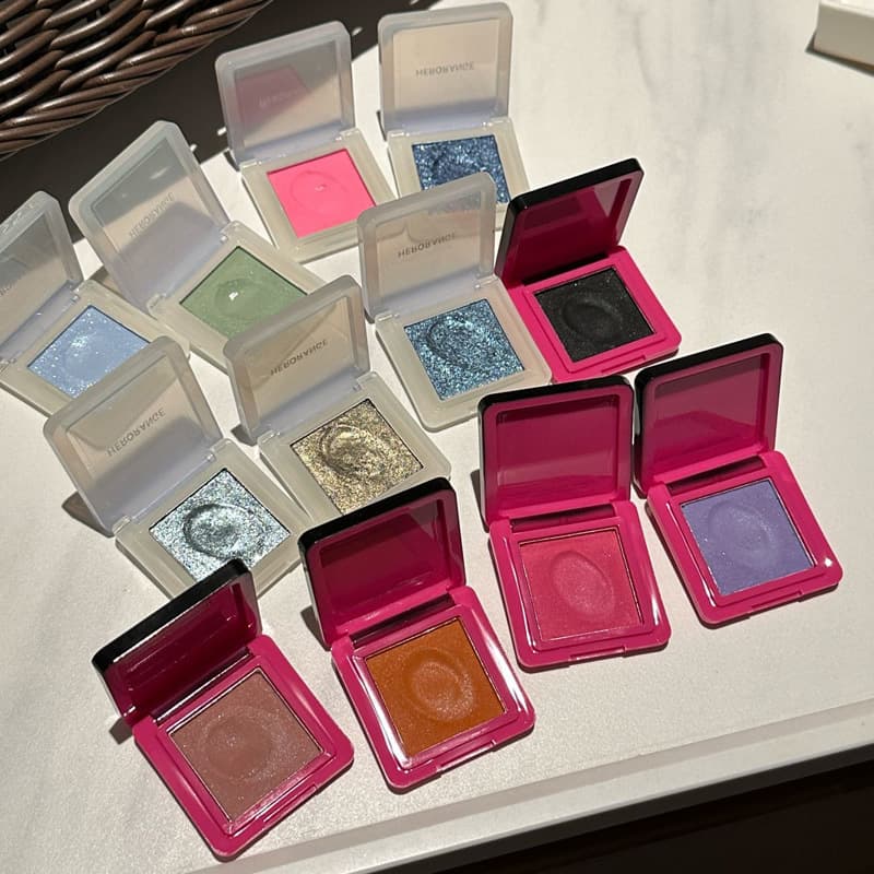 HERORANGE Youthful Single Color Makeup Eyeshadow ins Pearlescent Fine Sparkling Color Natural Delicate Mashed Potato Eyeshadow Palette
