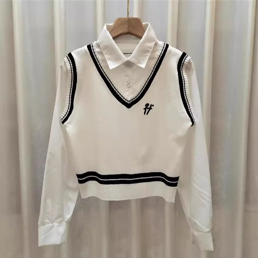 Niche College Style Polo Collar Vest Faux Two-Piece Long Sleeve Shirt for Women Autumn New Loose Fit Versatile Short Top