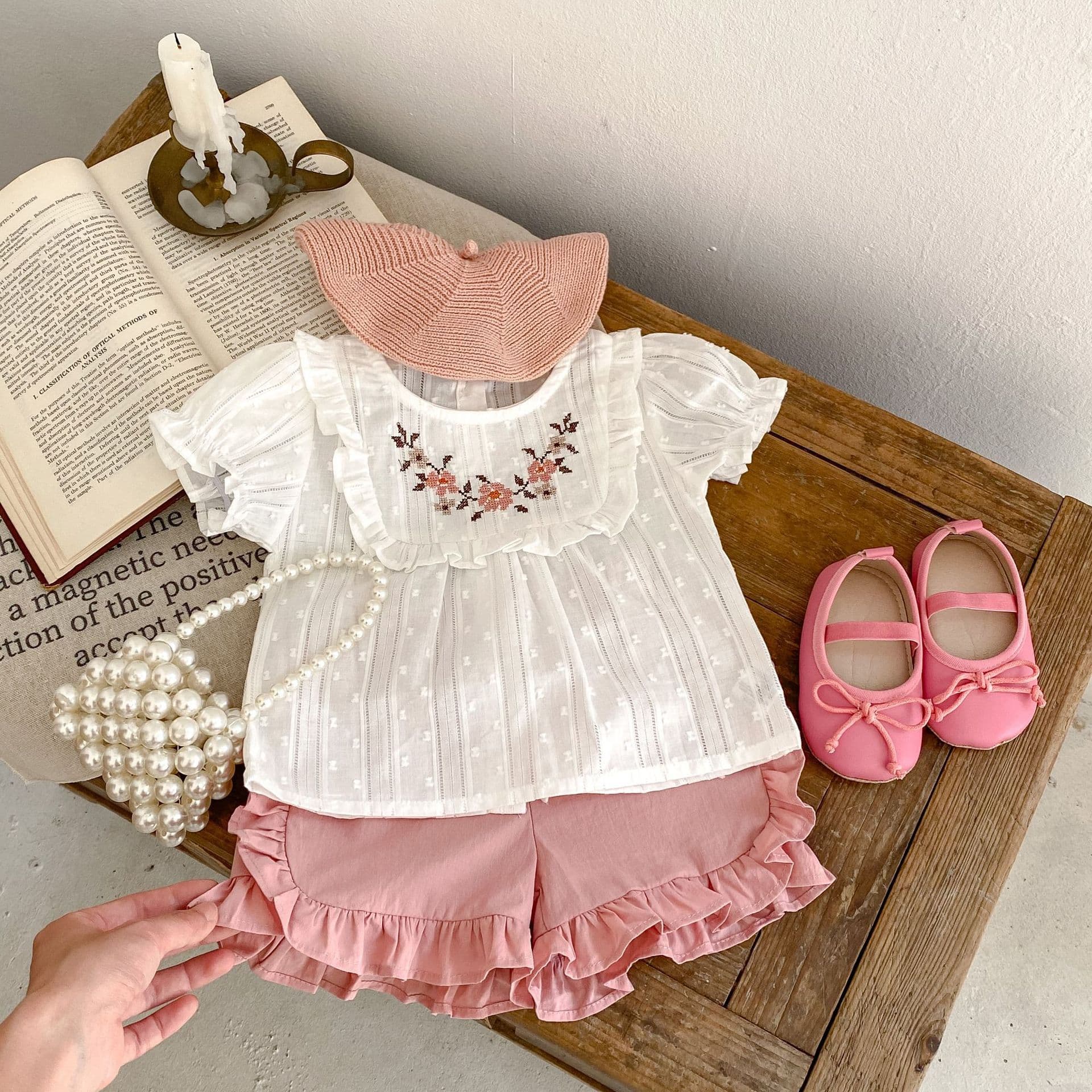 2026 summer ins infant and toddler embroidered puff sleeve buttoned top + fungus edge shorts 2-piece set for baby girls