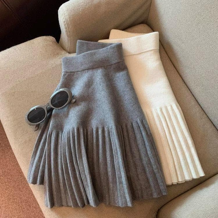 Plus Size Women's Spring Preppy High-Waist Pleated Skirt, Versatile Slimming Elastic Waist Knit A-Line Mini Skirt