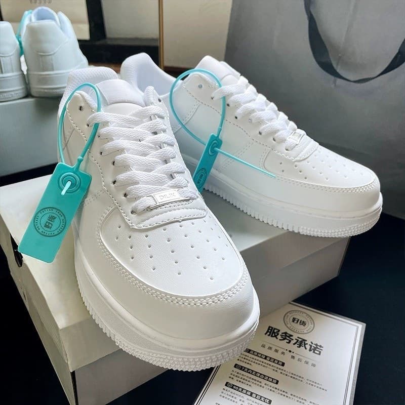 Nike Official Air Force 1 Casual Shoes Men's Versatile White Shoes Breathable Sports Shoes Classic Skate Shoes Daily Shoes
