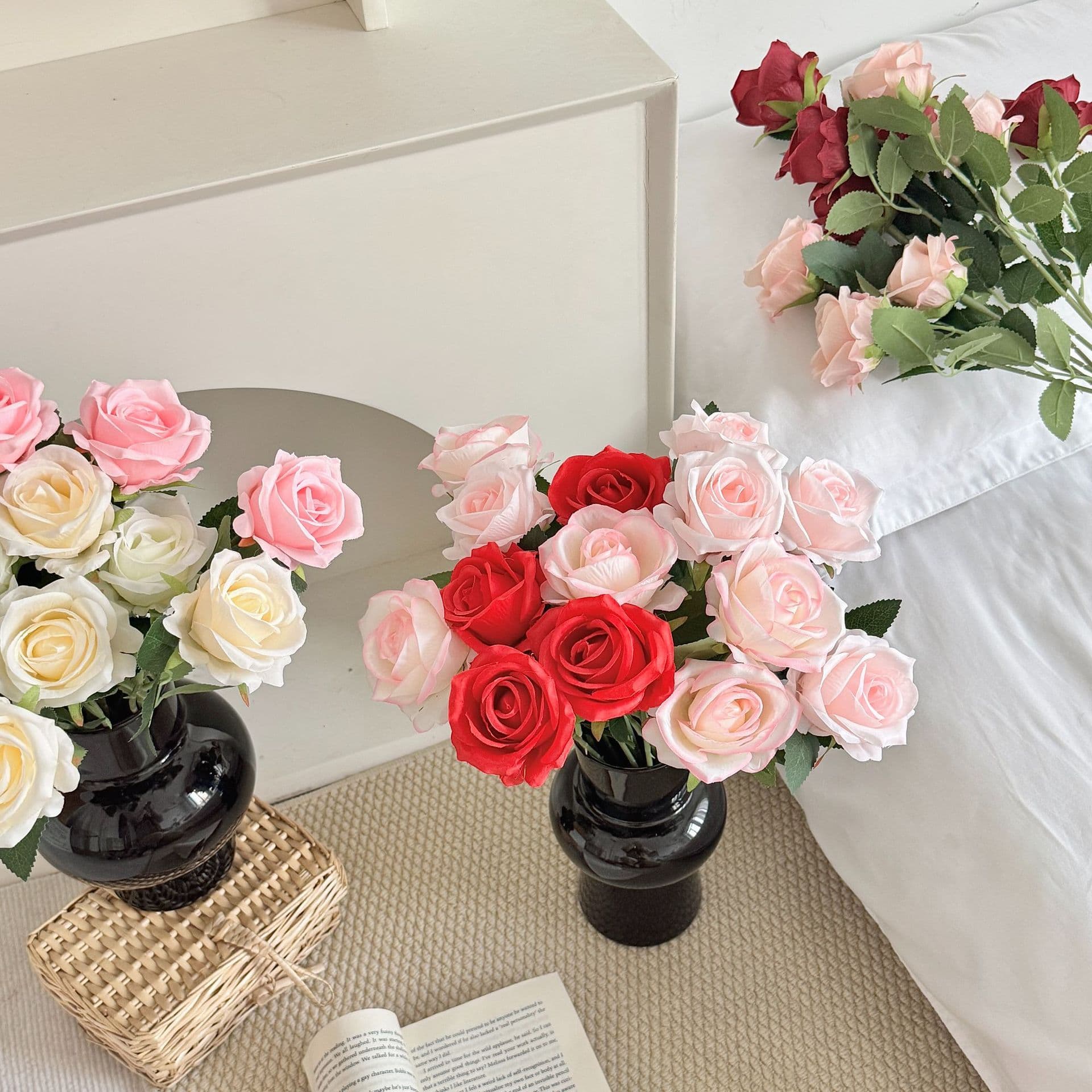 Artificial Rose Bouquet Single Stem Fake Flower Home Living Room Dining Table Ornament Wedding Hall Floral Arrangement Decorative Flower
