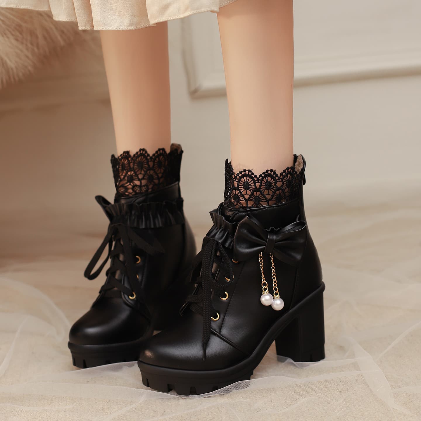 2025 Autumn Winter Fashion Single High-Heeled Thick-Soled Boots, Size 40-43 Large, Bow Front Lace-Up Low-Cut Boots