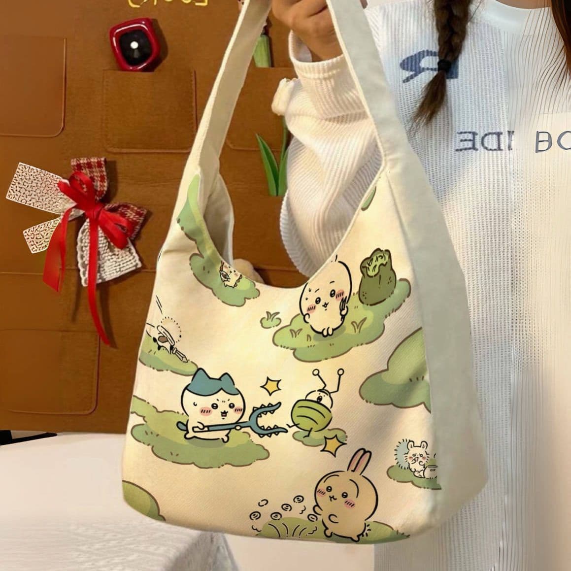 Chiikawa Canvas Bag, Light and Fresh, Crossbody Shoulder Bag for School and Tutoring, Canvas Backpack, Back-to-School Gift