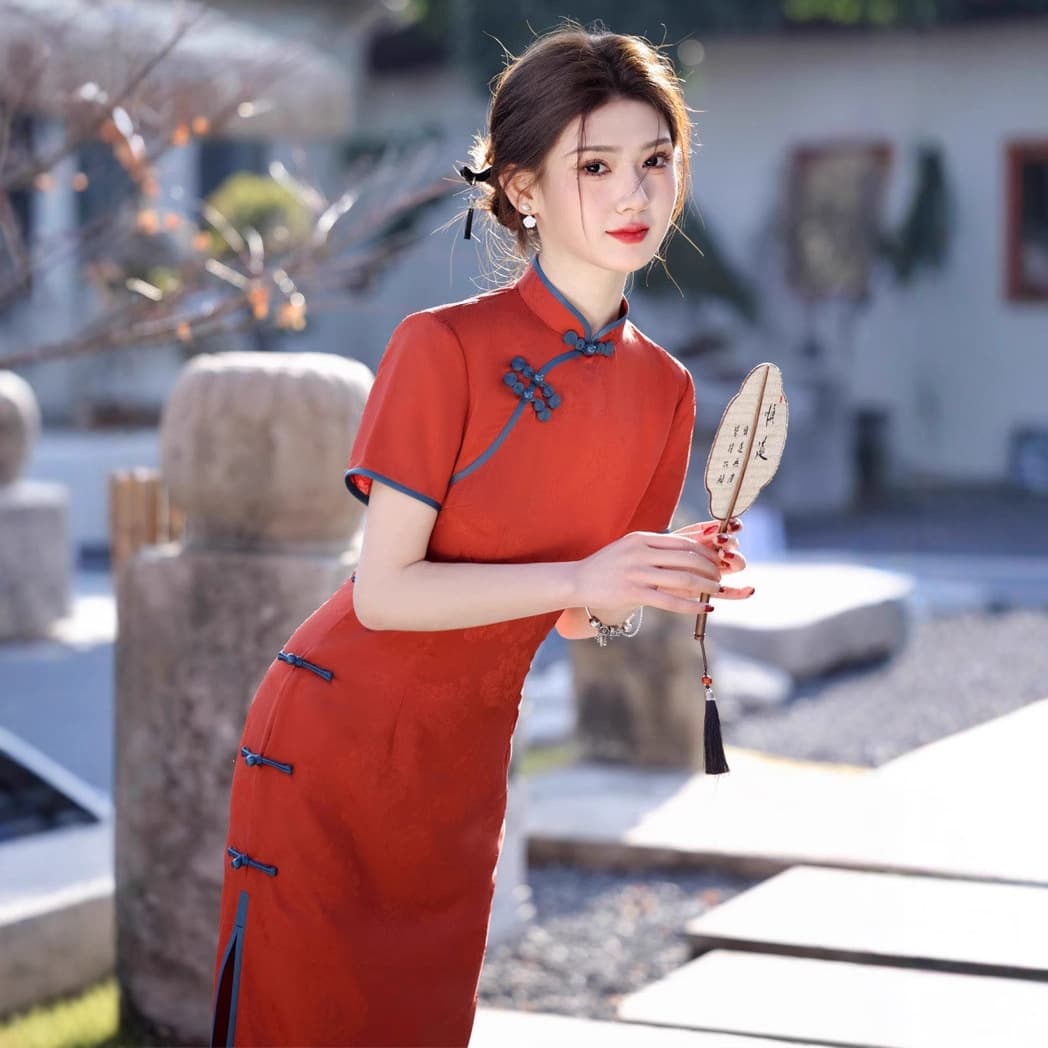 2025 Spring and Summer New Style Red Engagement Wedding Toast Dress Elegant Women's Cheongsam Jacquard Satin Long Cheongsam